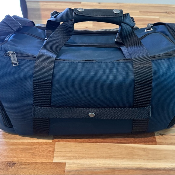 Tumi Alpha Bravo Mason Duffle - Picture 3 of 16